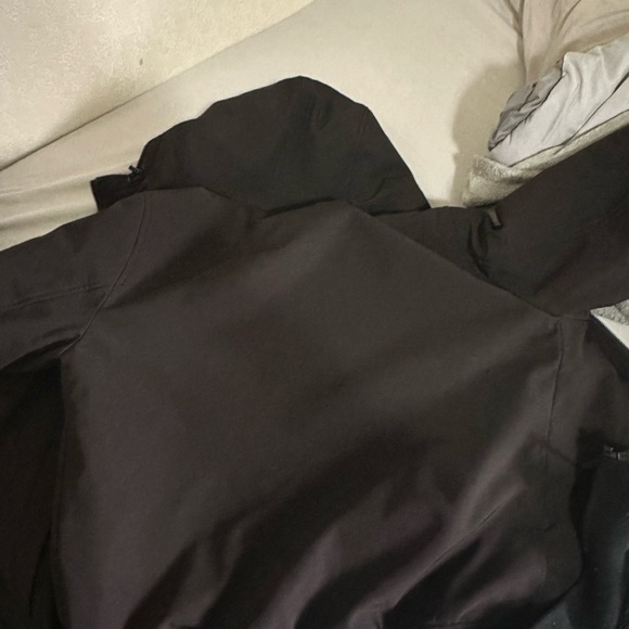 Jacket tommy hilfiger size 10 - Picture 2 of 3